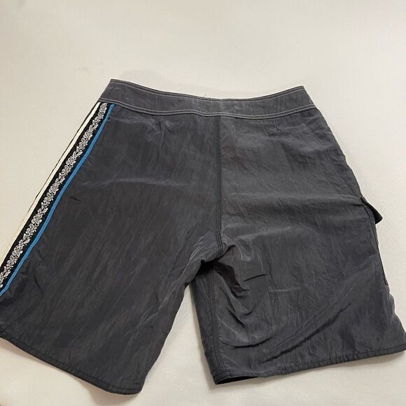 Quiksilver Dark Grey VTG Swim Trunks Size 34 - Picture 10 of 10